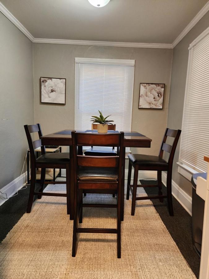 Two Bedroom Home In Beautiful Downtown ليكلاند المظهر الخارجي الصورة