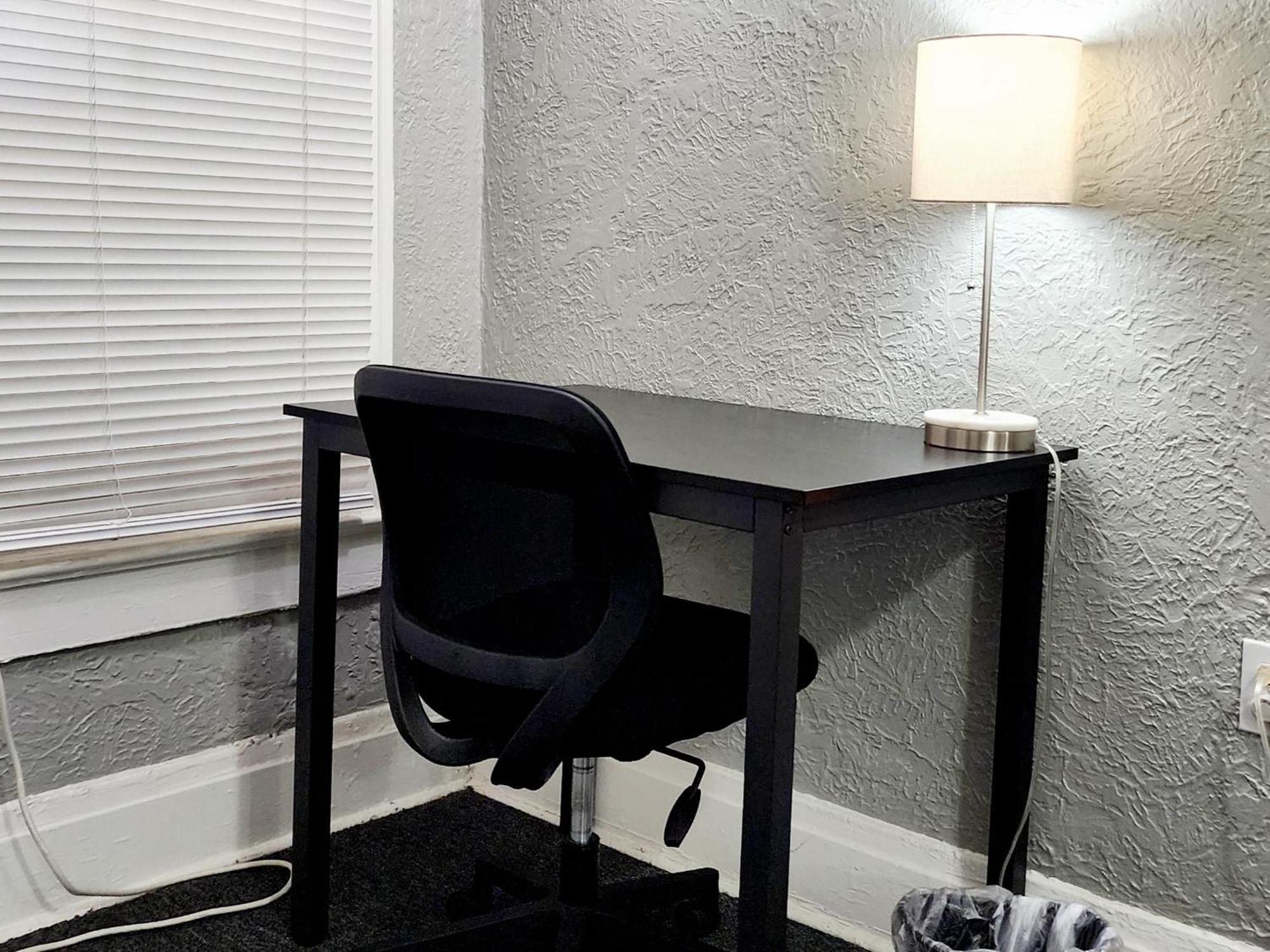 Two Bedroom Home In Beautiful Downtown ليكلاند المظهر الخارجي الصورة